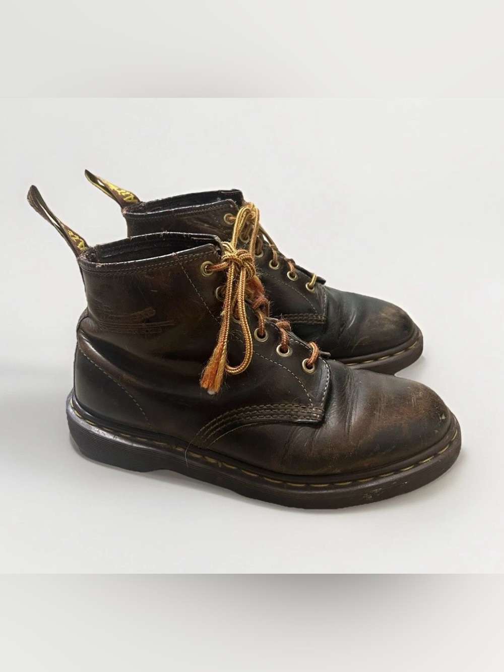 Vtg Dr Martens Boots 1460  Y2K Brown Leather Distress Grunge Women 7 Crazy Horse